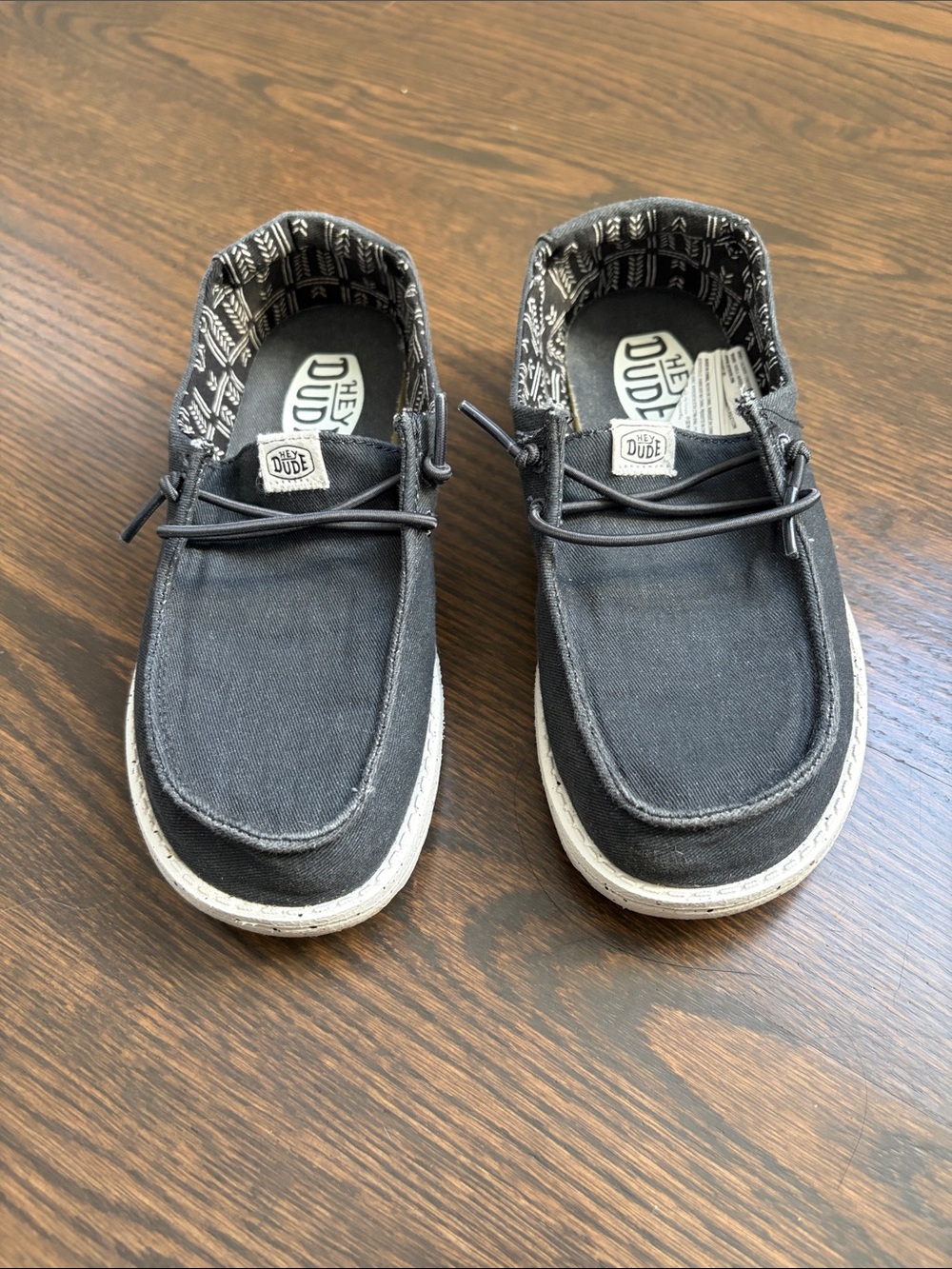 Hey Dude Wendy Y Stretch Canvas slip-on - Black. YT1